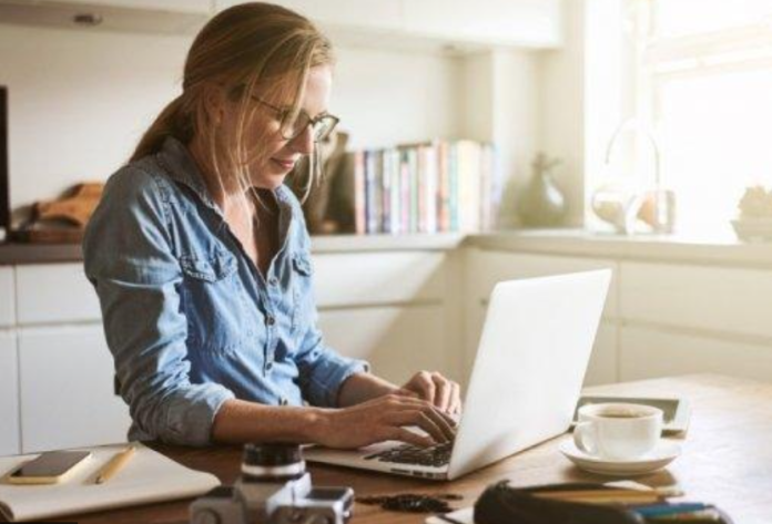 Konsumsi BBM Tinggi, Tiga Provinsi Disarankan WFH