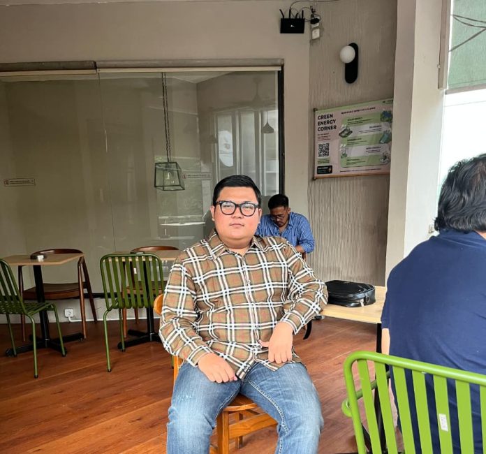 Anak Kiai Desa Melenting ke Jakarta: Kisah Gus Rozi Menembus Panggung Nasional