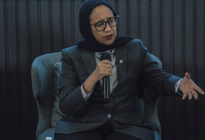 Resign Kilat Nanik S. Deyang, Rekor 45 Hari