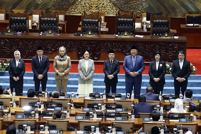 Dilantik MA, Destry Damayanti Perempuan Pertama Jabat Gubernur BI