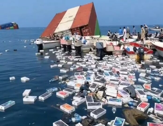 Viral Ribuan iPhone 18 Mengambang di Selat Hormuz